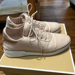Michael Kors Finch Canvas Lace-up sneaker